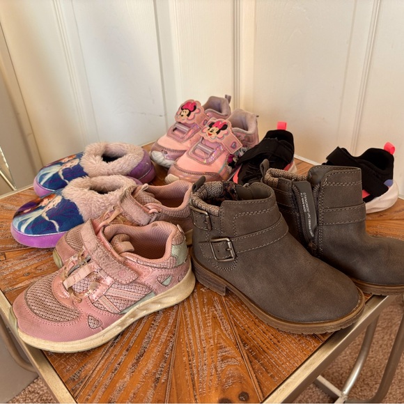 Other - Lot of Used Toddler Girl Fall / Winter Shoes in Size 7/8